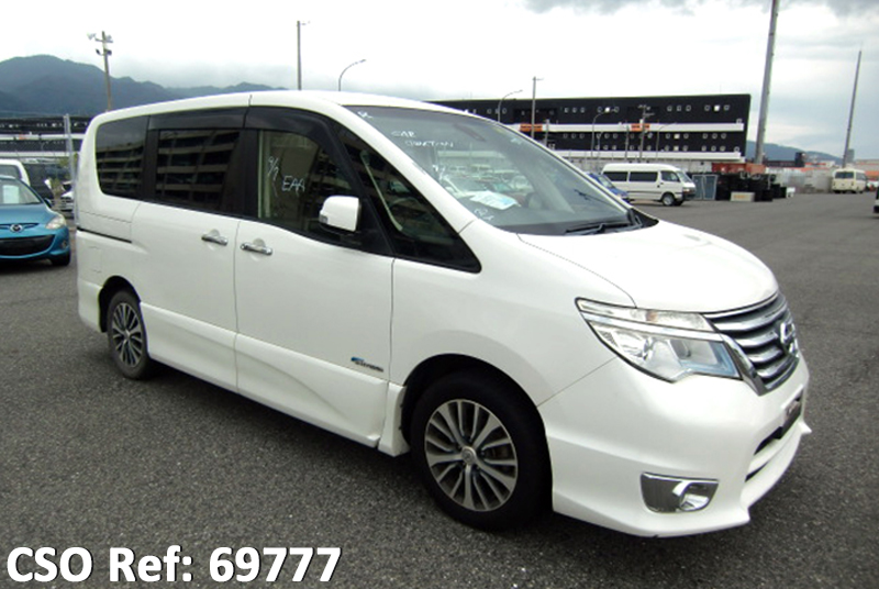 Nissan / Serena 2014